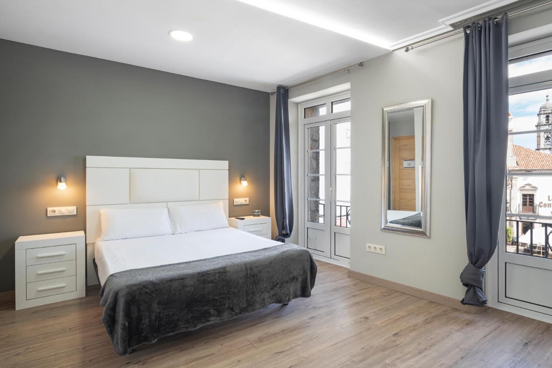 Hotel Alda Puerta Del Sol Vigo Eksteriør billede